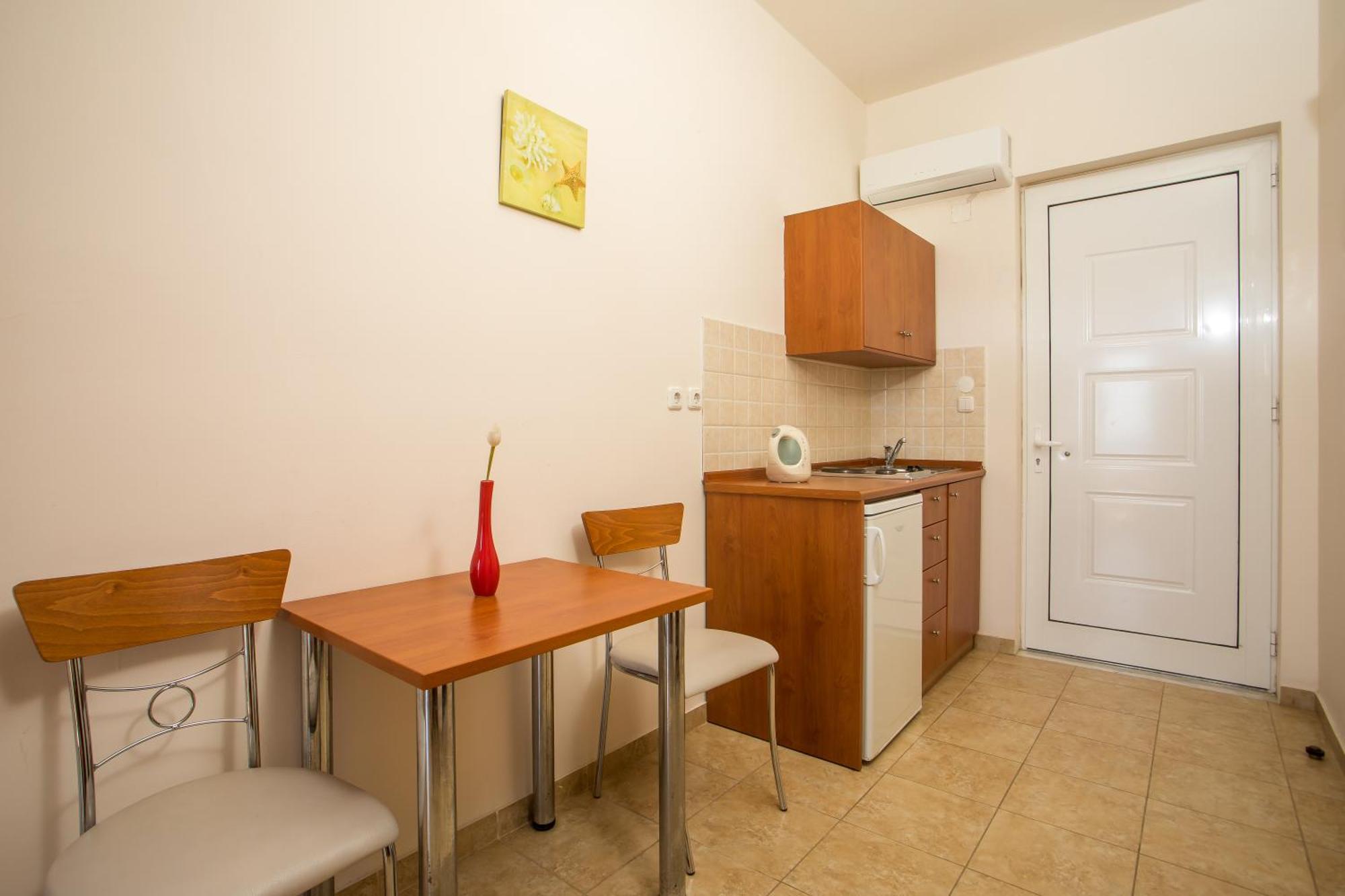 Al Mare Apartments Afantou Eksteriør billede