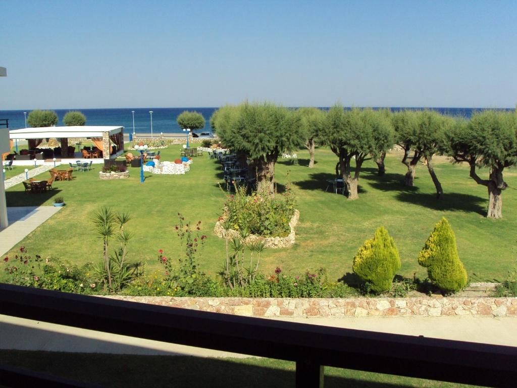 Al Mare Apartments Afantou Eksteriør billede